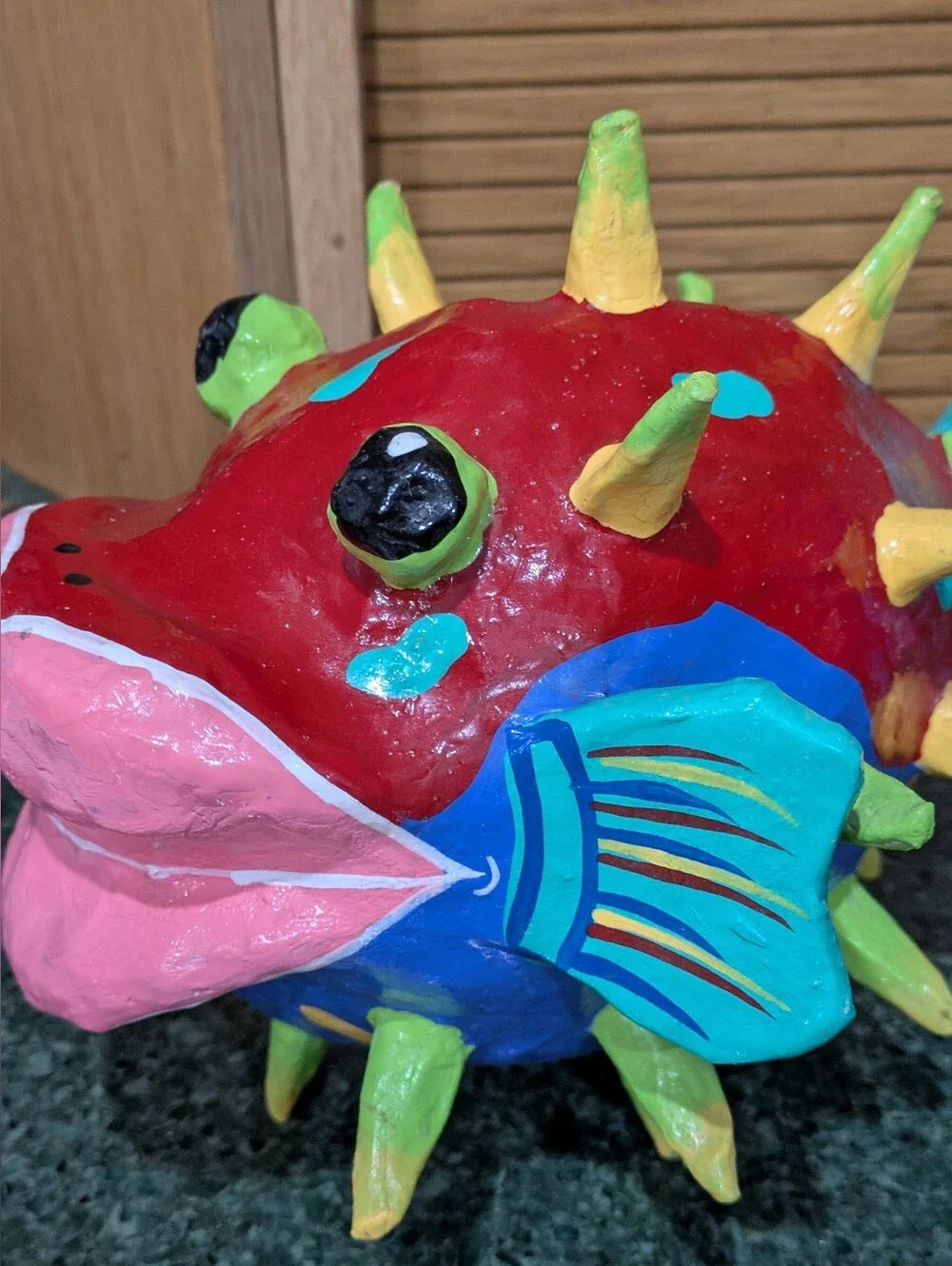 Paper Mache 3 Large Colorful Fish. Beautiful Decorative Set. EUC